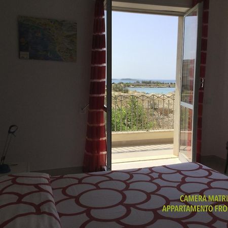 포르토 세자레오 Bilocali Approdo "Fronte Mare" E "Lato Strada" 빌라 외부 사진